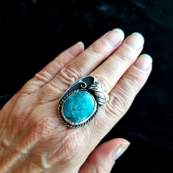 Old Navajo Pawn Turquoise Ring - Picture 3 of 4